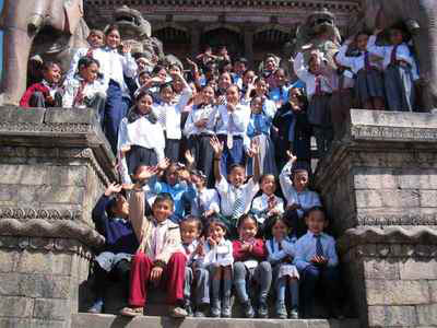 Visite de Bhaktapur avec les enfants de TOIT Visite de Bhaktapur avec les enfants de TOIT