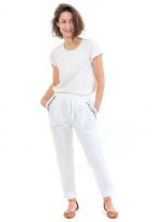 Pantalon carotte femme broderies ethniques face