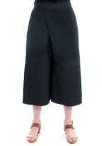 Pantalon raccourci trois quarts large noir zoom