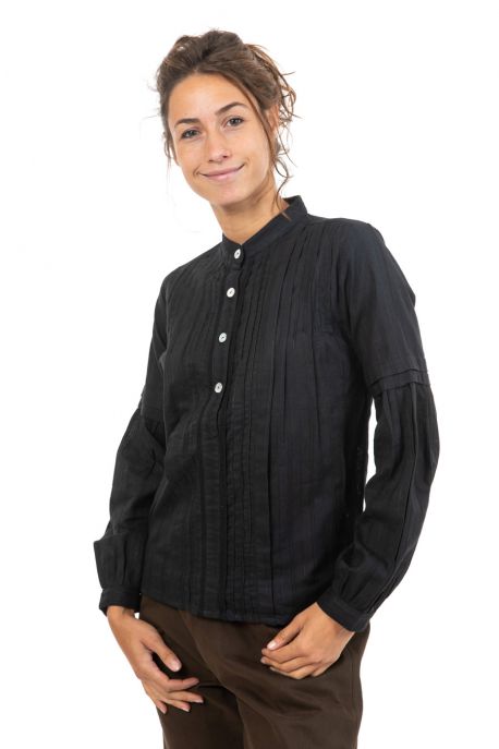 Blouse broderie dentelle noire Kohila face