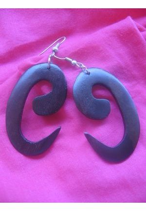 BO131 boucle d oreille bois9