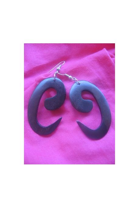 BO131 boucle d oreille bois9