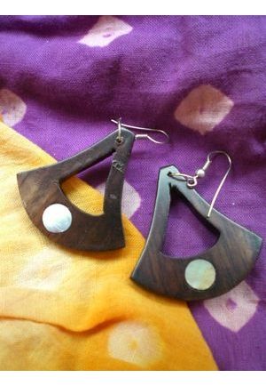 BO650 boucle d oreille bois et nacre