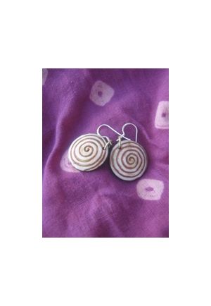 BO7001 Boucle d oreille os de buffle nepalais