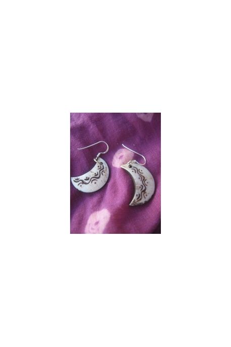 BO7006 Boucle d oreille os de buffle nepalais