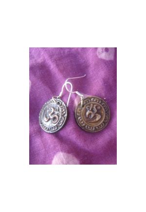 BO7007 Boucle d oreille os de buffle nepalais