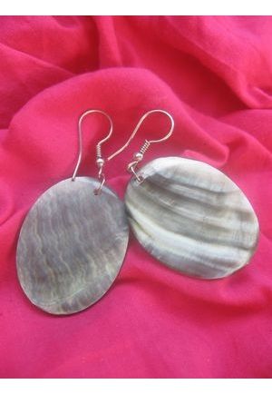 BO623 boucle d oreille nacre ovale