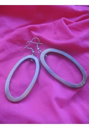 BO148 boucles doreilles bois ovales evidees