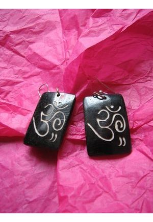 BO7026 Boucle d oreille os de buffle nepalais