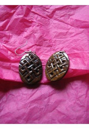 BO7021 Boucle d oreille os de buffle nepalais croix tibetaine ov