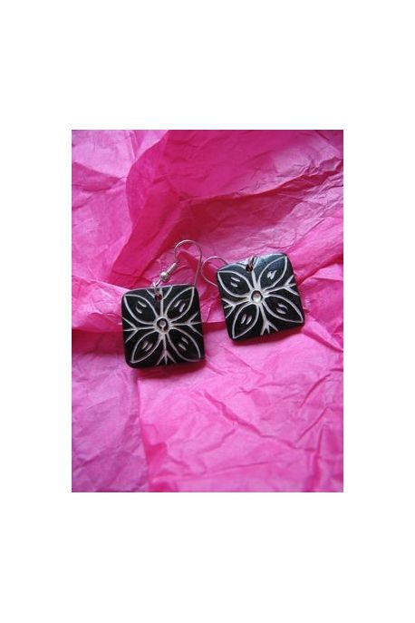 BO7025 Boucle d oreille os de buffle nepalais