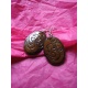 BO7022 Boucle d oreille os de buffle nepalais ohm ovale marron