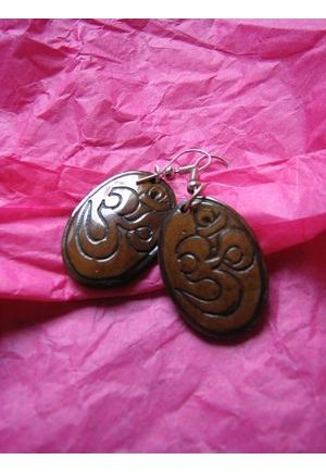 BO7022 Boucle d oreille os de buffle nepalais ohm ovale marron