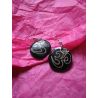 BO7024 Boucle d oreille os de buffle ohm mediation noir rond