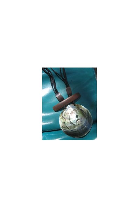 CO654 collier grosse nacre spirale reglable et perle de bois