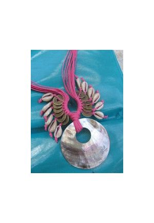 CO604 collier nacre grains de cafe fils de coton